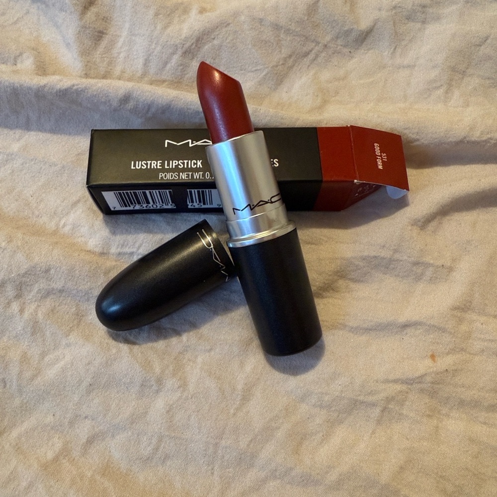 Brand New MAC Cosmetics Lustre Lipstick in Good Form